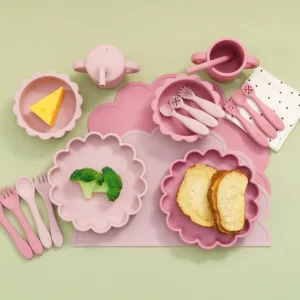 Color Kids Silicone Baby Feeding Set Cartoon Lion Shape Dishes Plate Sucker Spoon Fork Portable Bib Cup Placemat Baby Dinner Set